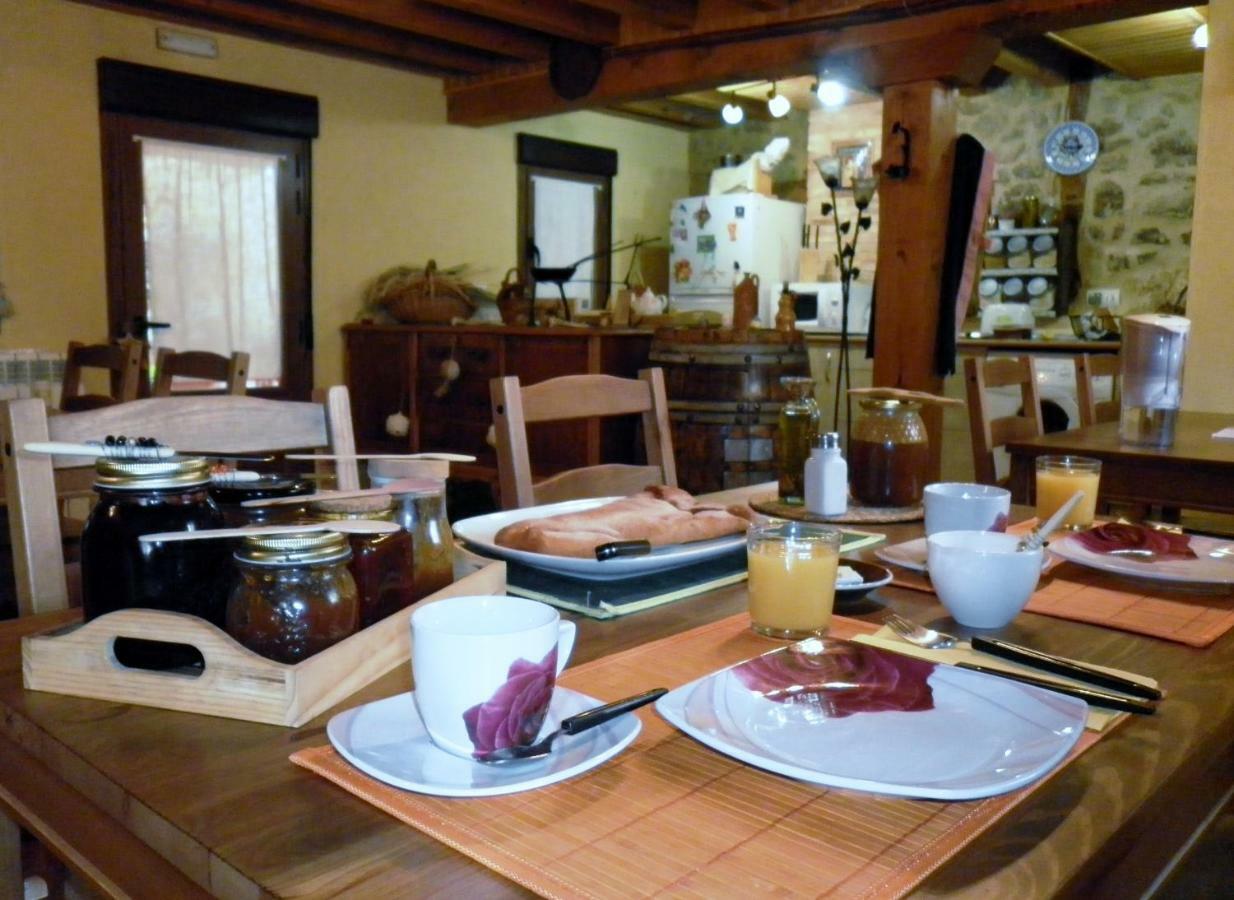 Bed and Breakfast Casa Rural Calle Real Torremocha de Ayllón Zewnętrze zdjęcie