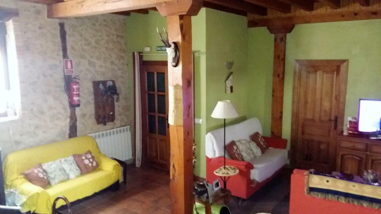 Bed and Breakfast Casa Rural Calle Real Torremocha de Ayllón Zewnętrze zdjęcie