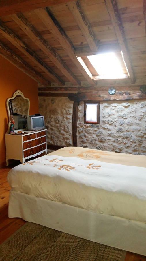 Bed and Breakfast Casa Rural Calle Real Torremocha de Ayllón Zewnętrze zdjęcie