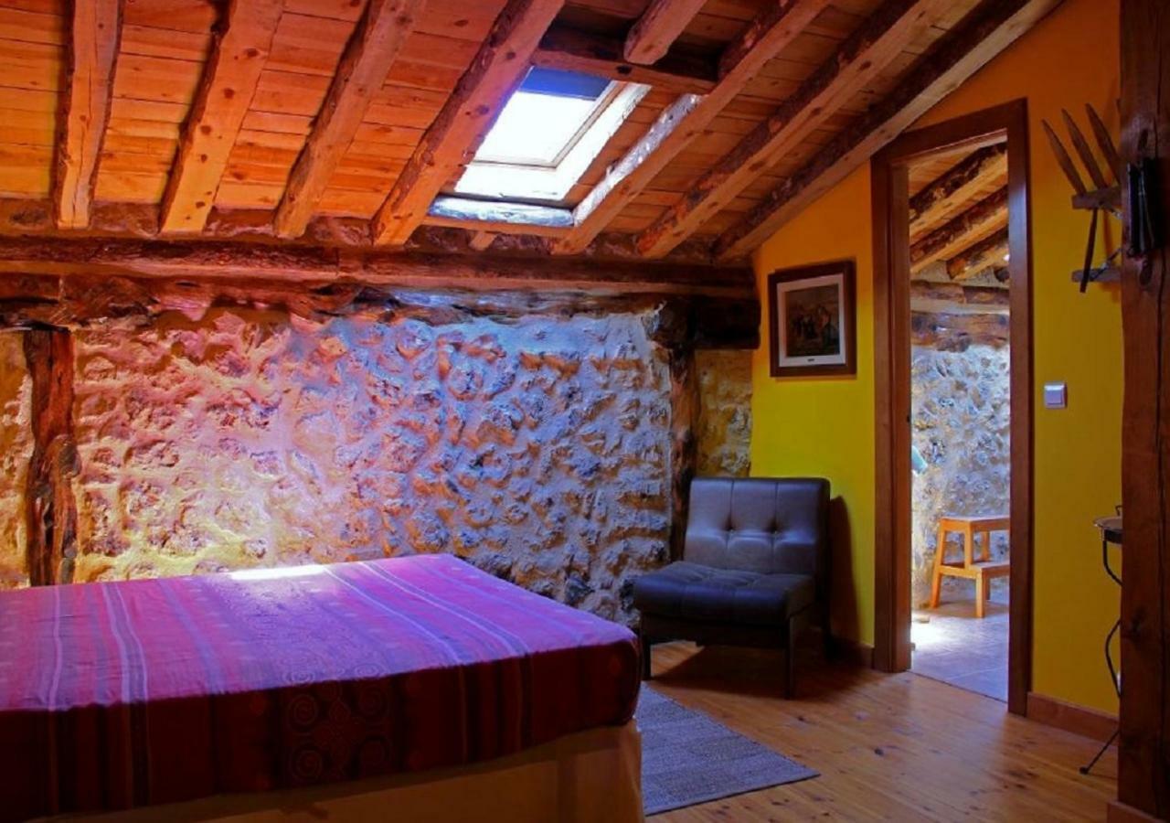 Bed and Breakfast Casa Rural Calle Real Torremocha de Ayllón Zewnętrze zdjęcie
